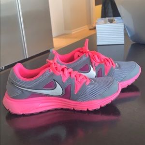 nike running shoes
